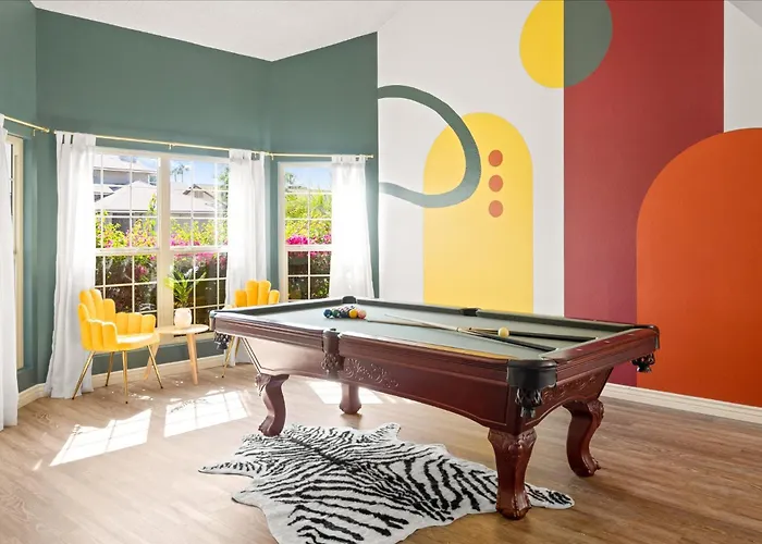 Epic Getaway - Pool - Hot Tub - Game *