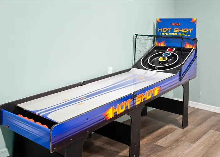Epic Getaway - Pool - Hot Tub - Game Mesa